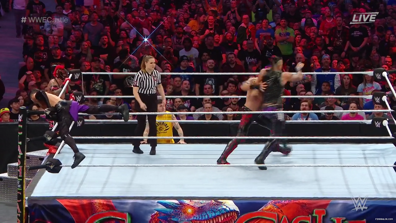 WWE_Clash_At_The_Castle_2022_720p_WEB_h264-HEEL_mp4_006141164.png