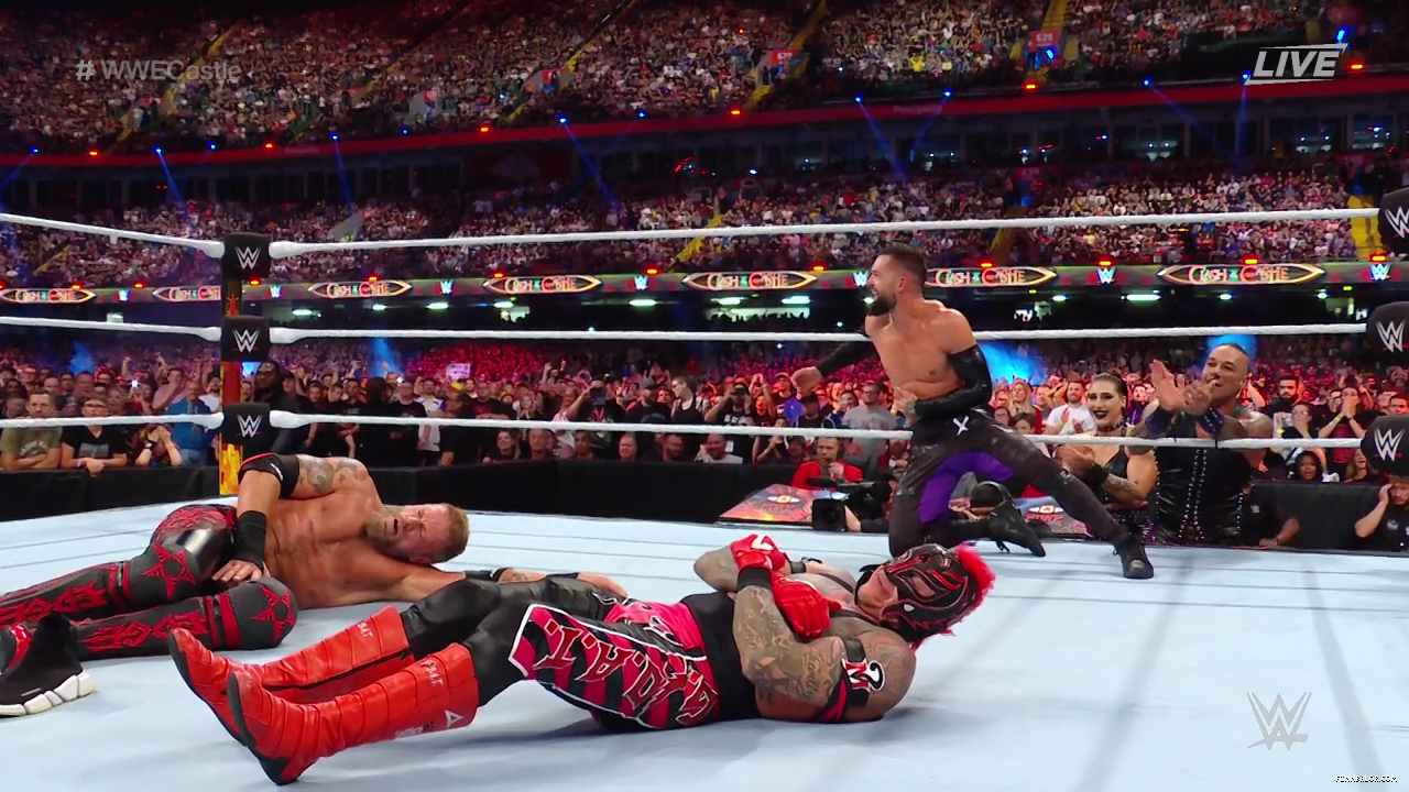 WWE_Clash_At_The_Castle_2022_720p_WEB_h264-HEEL_mp4_006874085.png