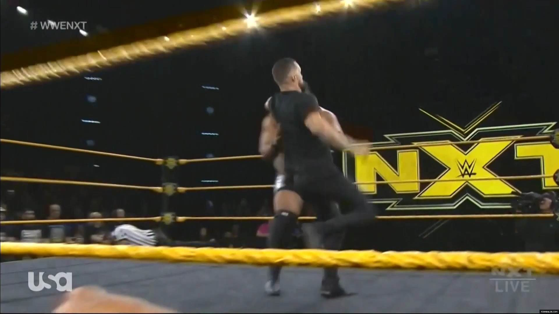 WWE_NXT_2019_12_04_1080p_HDTV-WH_mp41212.jpg
