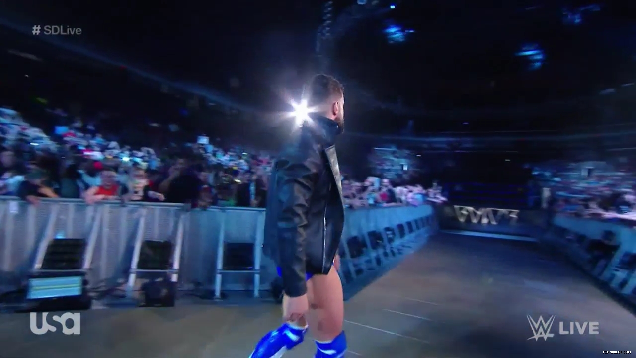 WWE_SmackDown_Live_2019_04_30_720p_HDTV_x264-NWCHD_mp40102.jpg
